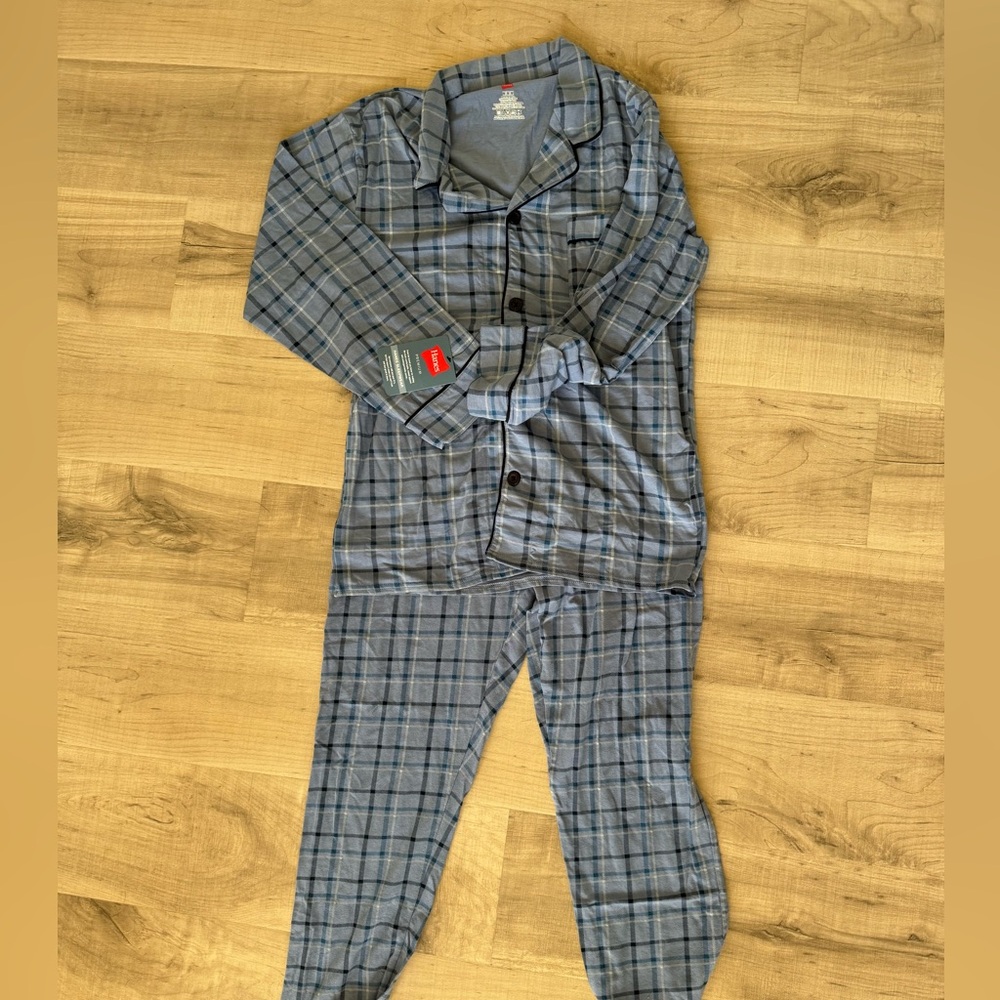 Men’s NWT haves PJ set